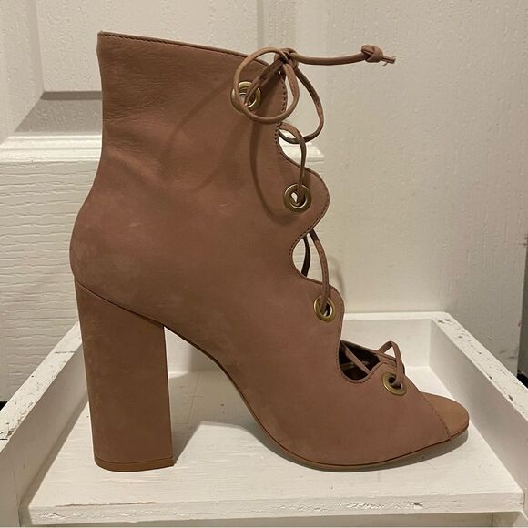 Steve Madden Carusso Tan Peep Toe Lace Up Heeled Bootie Size 8 - Picture 3 of 14